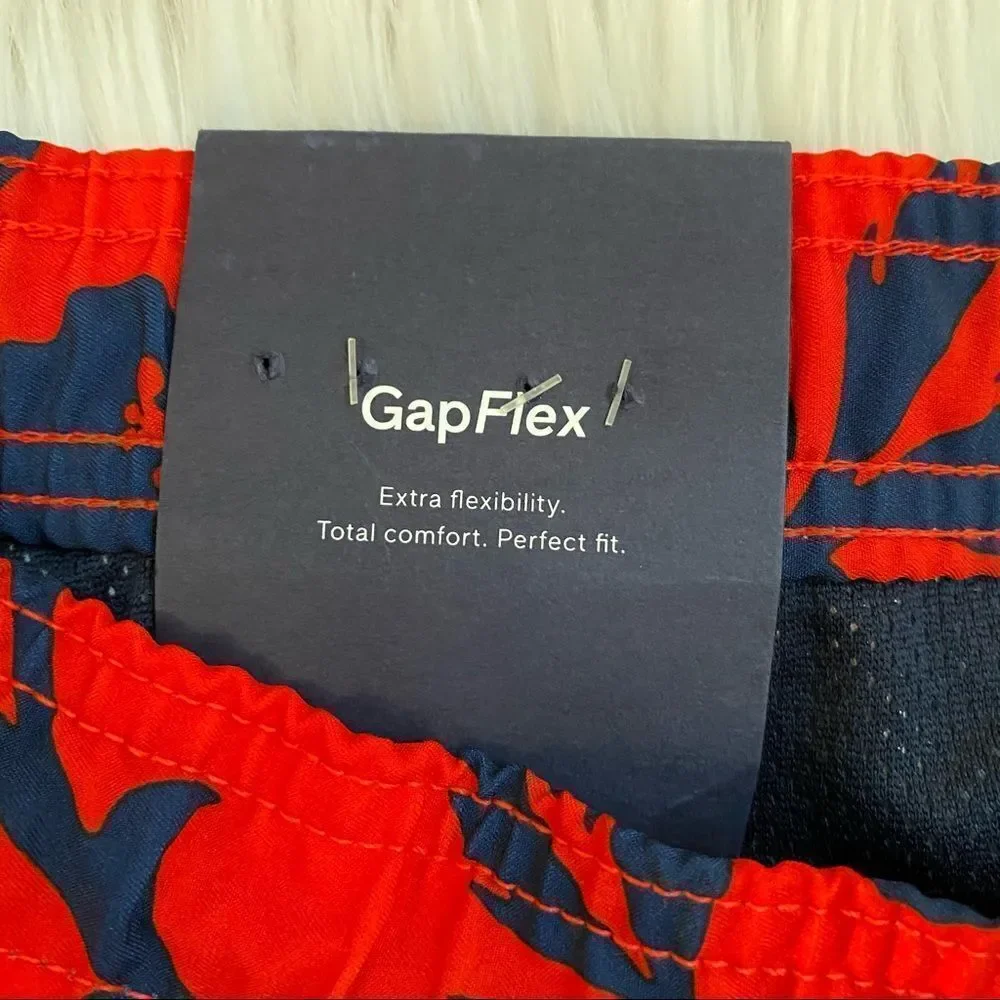 NEW GAP red blue floral  swim trunks XXL